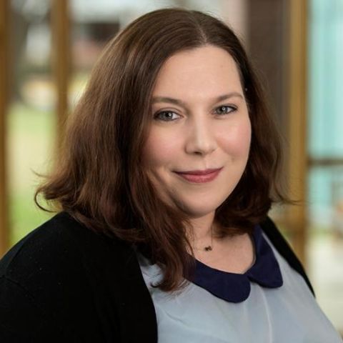 Headshot of Rebecca Schreiber